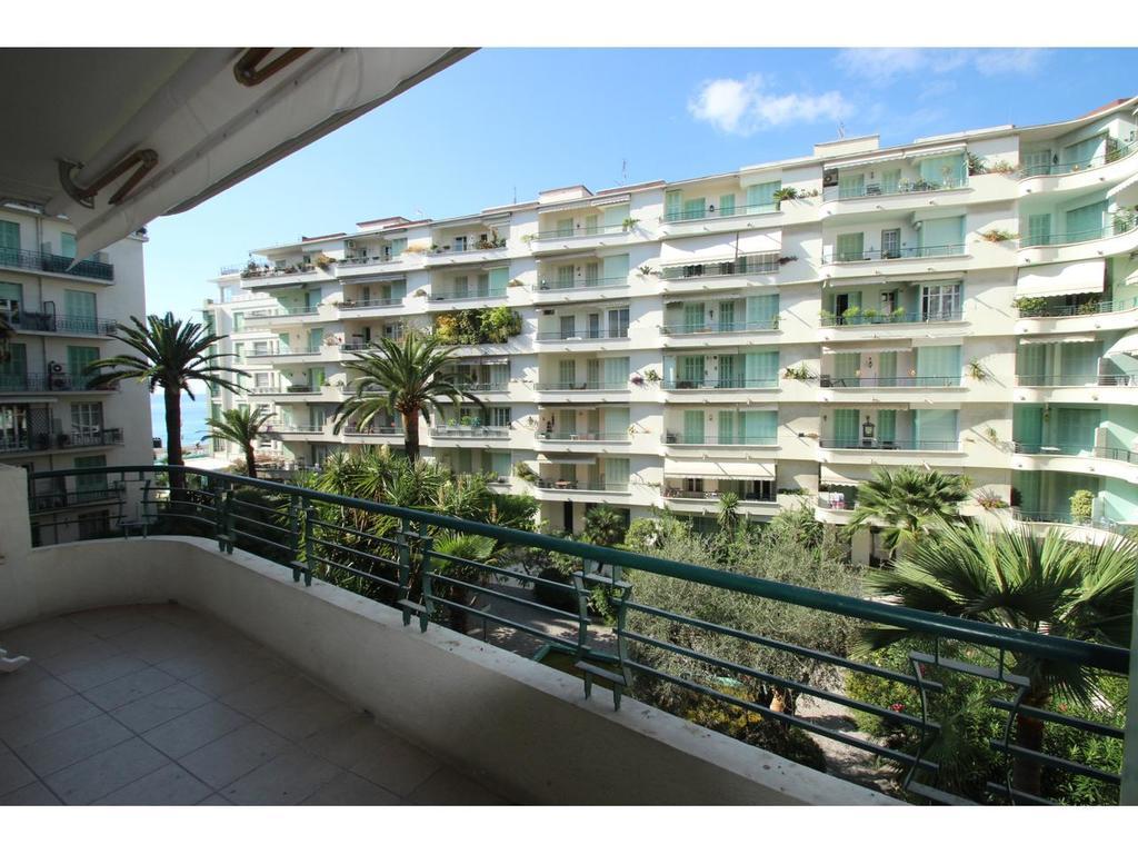 Nice Beach - Promenade Des Anglais 外观 照片