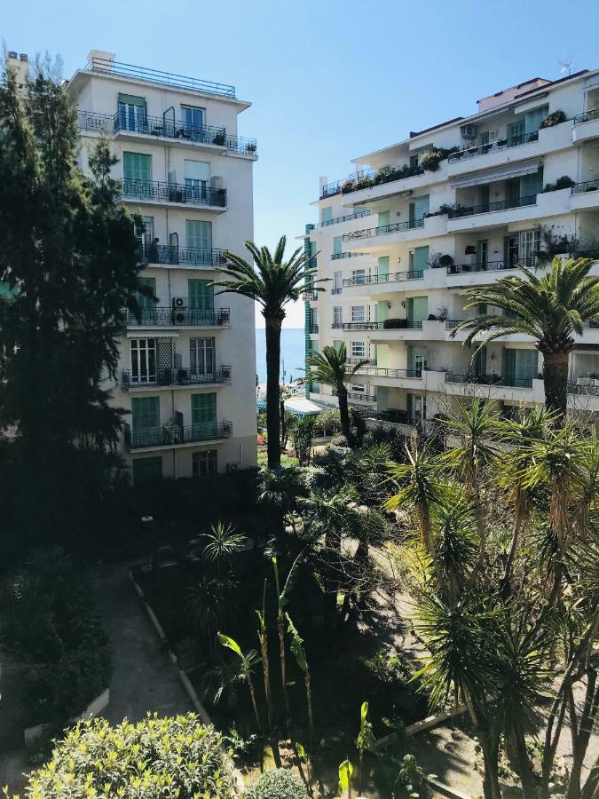 Nice Beach - Promenade Des Anglais 外观 照片